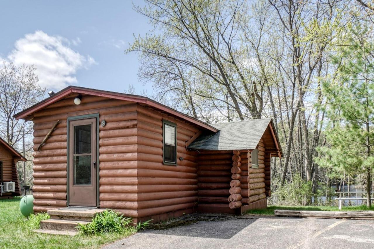 Edgewater Resort Айрън Маунтин Екстериор снимка