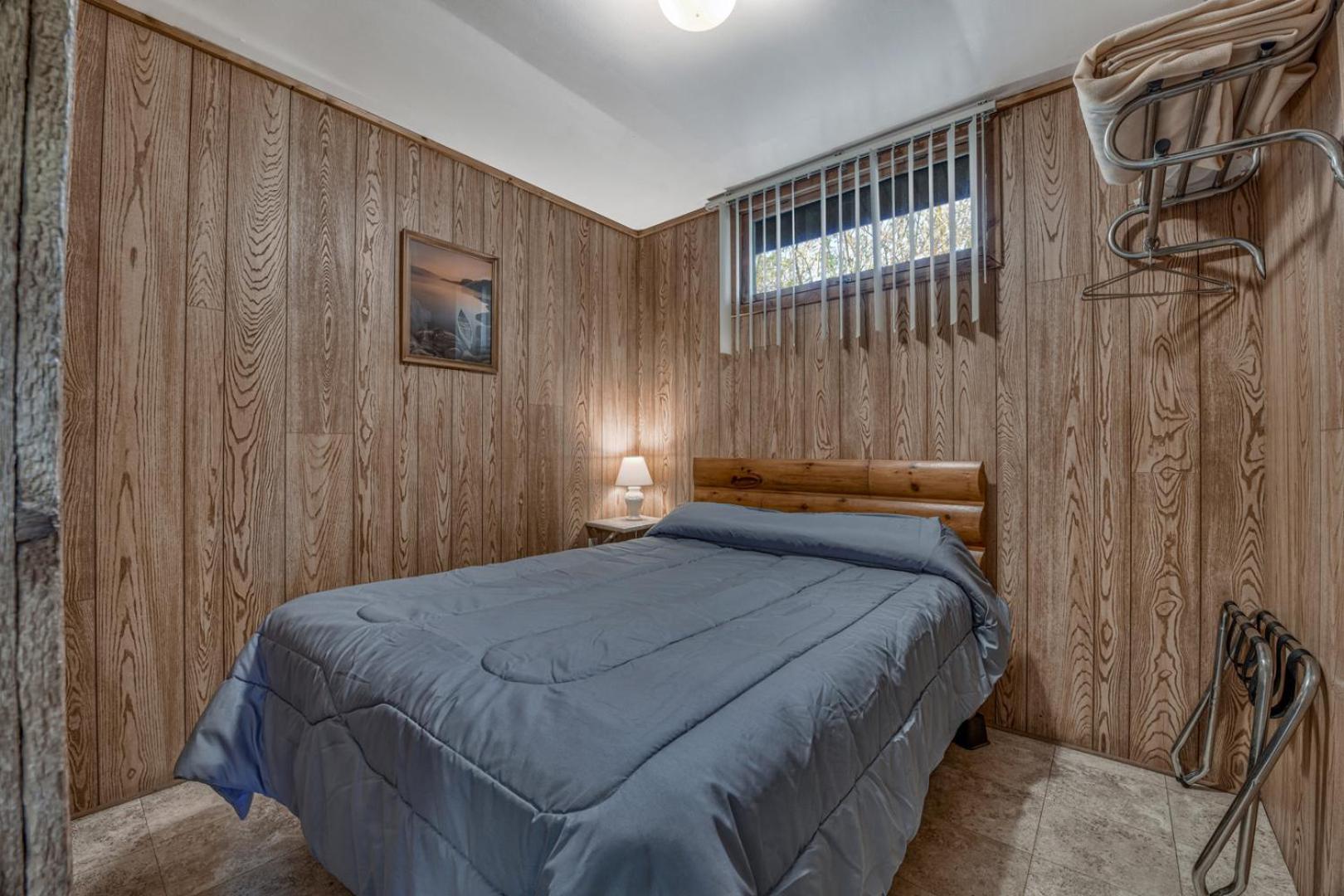 Edgewater Resort Айрън Маунтин Екстериор снимка