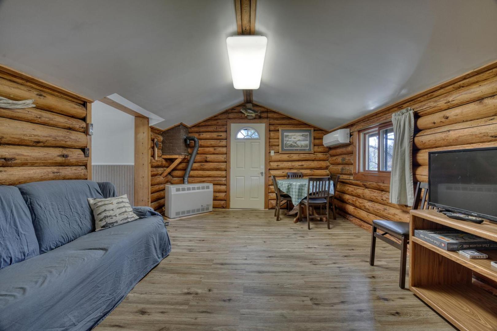 Edgewater Resort Айрън Маунтин Екстериор снимка