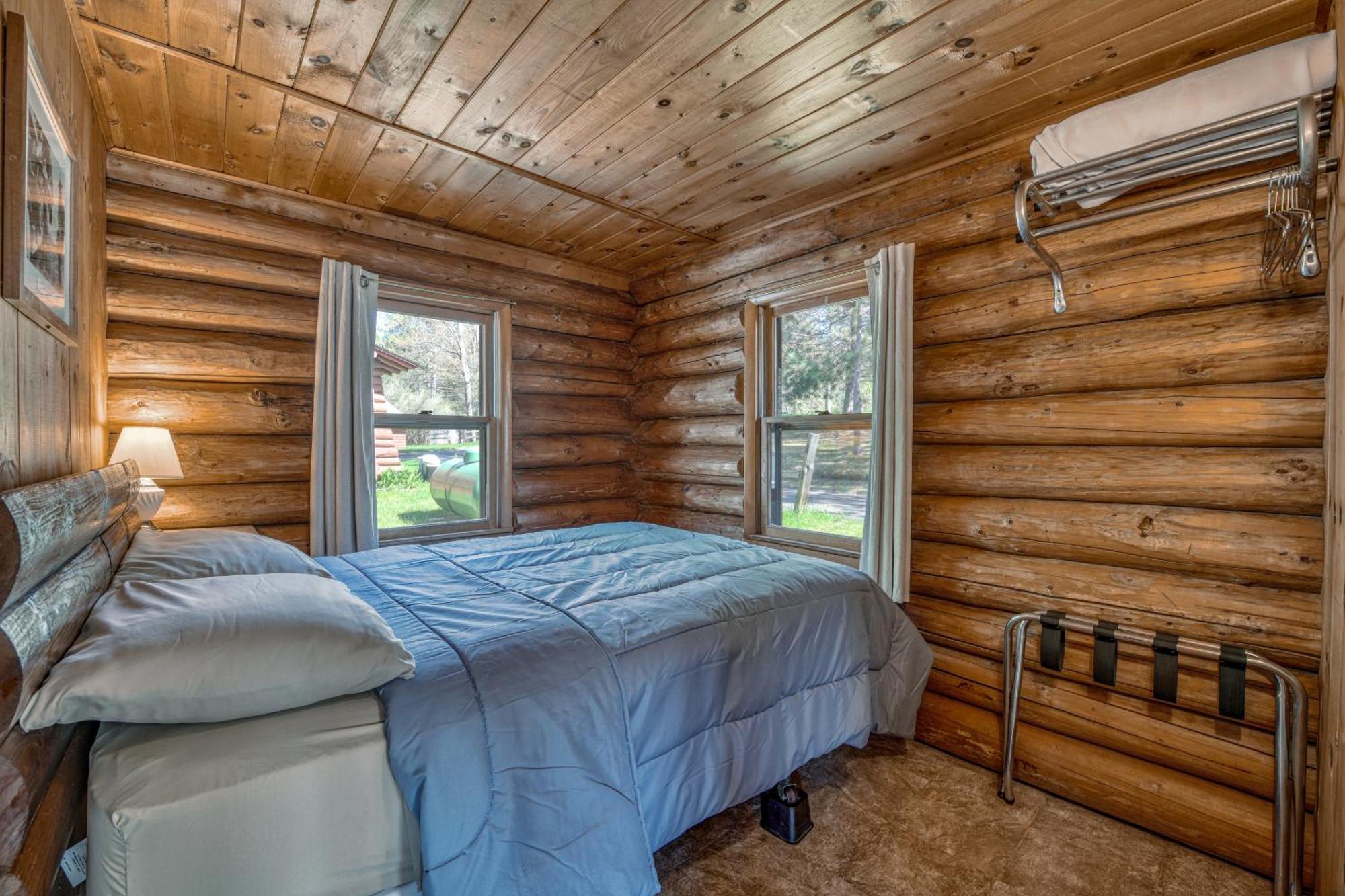 Edgewater Resort Айрън Маунтин Екстериор снимка