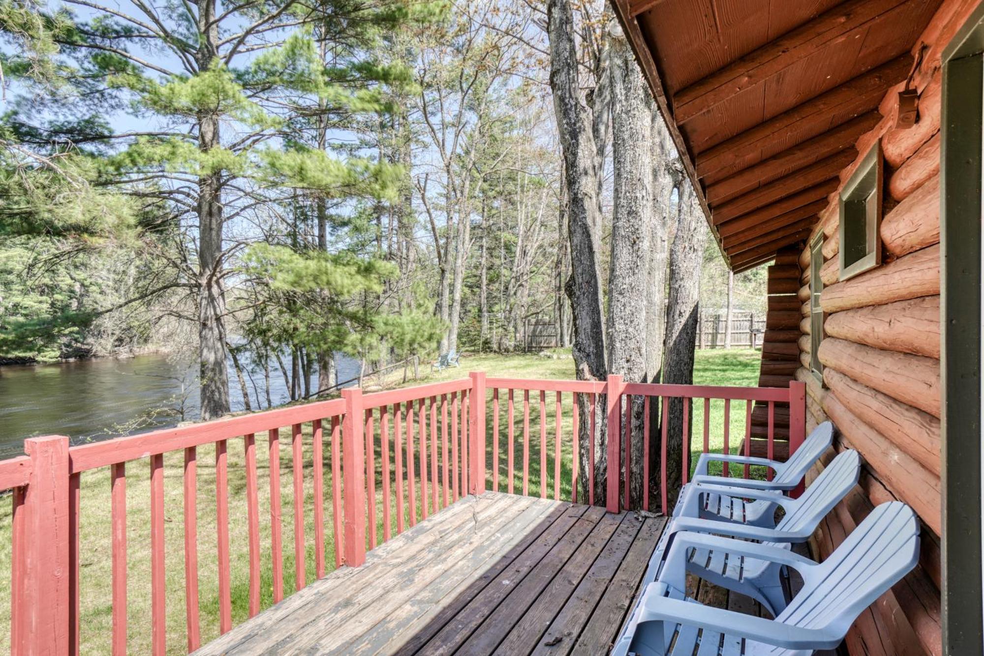 Edgewater Resort Айрън Маунтин Екстериор снимка